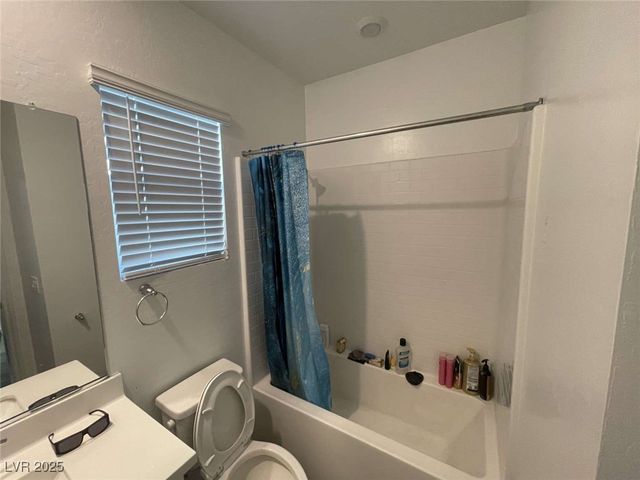 4363 Latitude Valley Court, North Las Vegas, NV 89084