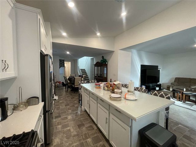 4363 Latitude Valley Court, North Las Vegas, NV 89084