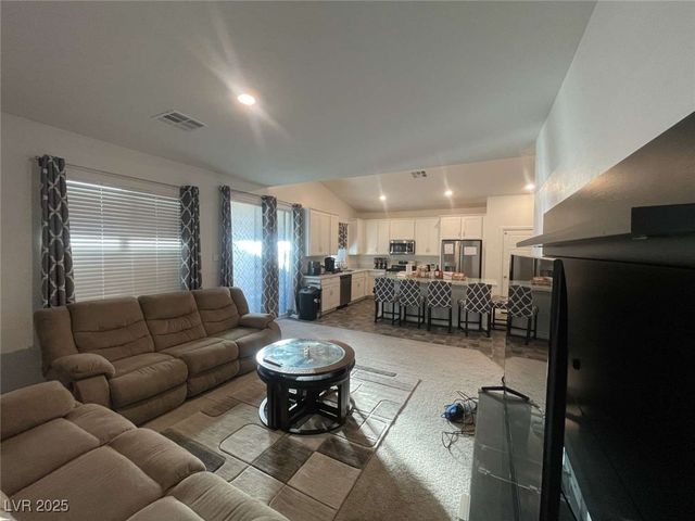 4363 Latitude Valley Court, North Las Vegas, NV 89084