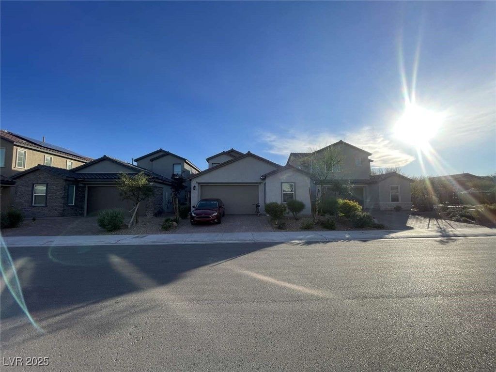 4363 Latitude Valley Court, North Las Vegas, NV 89084