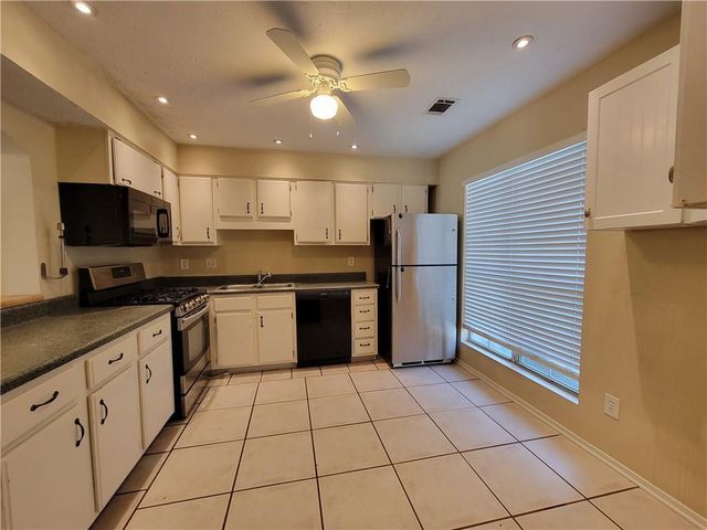 2969 Aspen Woods Entry, Atlanta, GA 30360