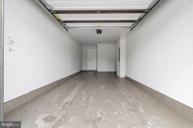 5902 FORUM SQ, Frederick, MD 21703