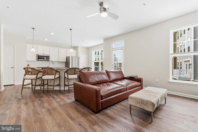 5902 FORUM SQ, Frederick, MD 21703