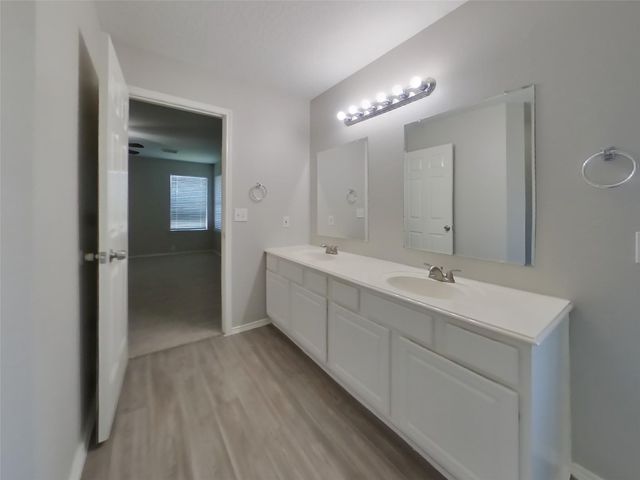 18810 Woodbreeze Drive, Humble, TX 77346