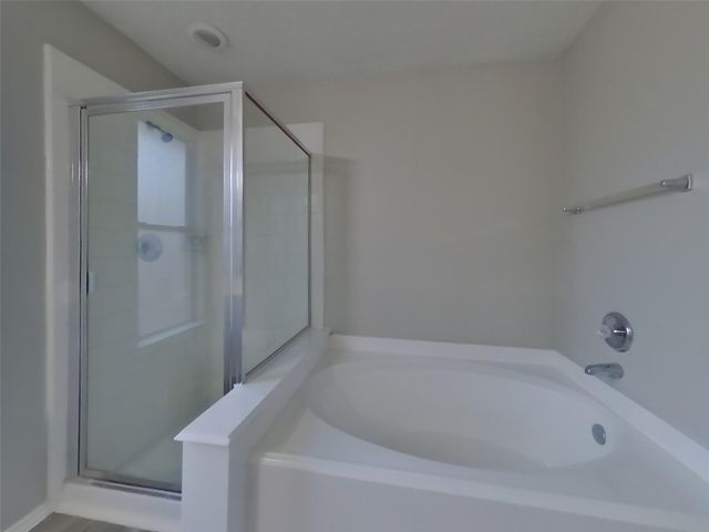 18810 Woodbreeze Drive, Humble, TX 77346