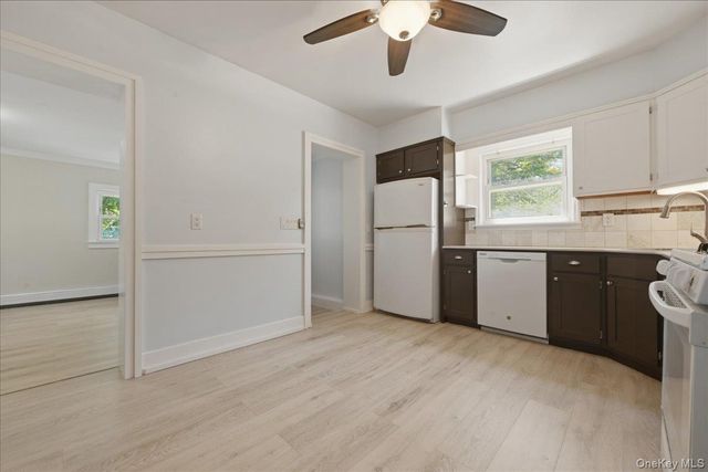 2395 Yorktown Street, Oceanside, NY 11572