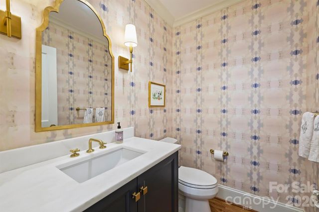 2936 Chelsea Drive, Charlotte, NC 28209