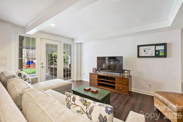 2936 Chelsea Drive, Charlotte, NC 28209