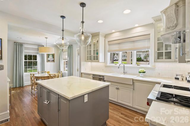 2936 Chelsea Drive, Charlotte, NC 28209