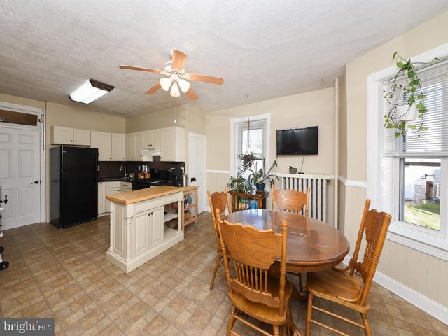 17-19 N SECOND ST, Souderton, PA 18964