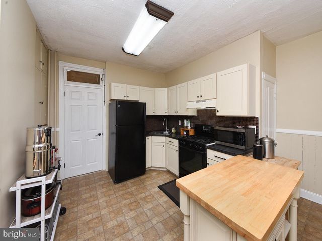 17-19 N SECOND ST, Souderton, PA 18964