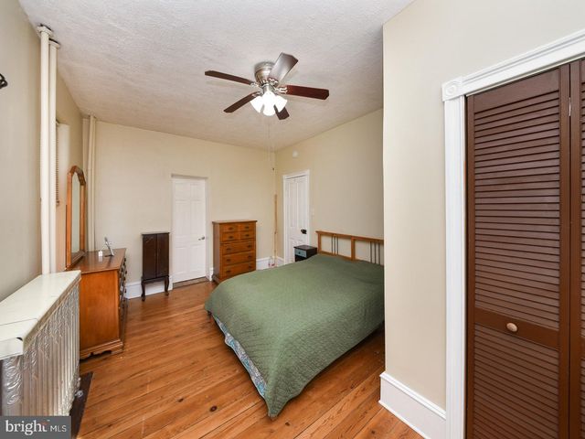 17-19 N SECOND ST, Souderton, PA 18964