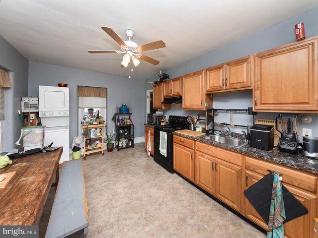 17-19 N SECOND ST, Souderton, PA 18964