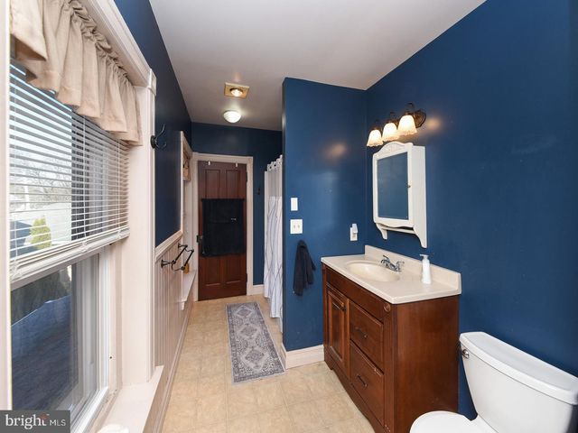 17-19 N SECOND ST, Souderton, PA 18964