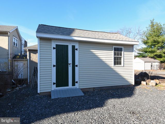 17-19 N SECOND ST, Souderton, PA 18964