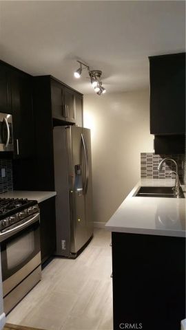 20134 Leadwell 307, Winnetka, CA 91306