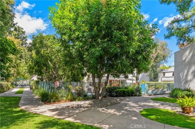 20134 Leadwell 307, Winnetka, CA 91306