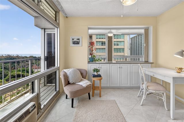 2575 Kuhio Avenue 1303, Honolulu, HI 96815