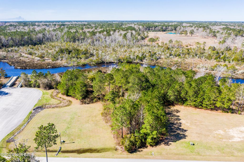 248 Kings Creek Crossing, Holly Ridge, NC 28445