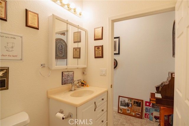 6839 Mercedes Avenue, Winton, CA 95388