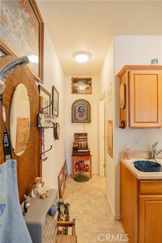 6839 Mercedes Avenue, Winton, CA 95388