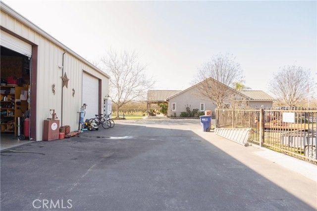 6839 Mercedes Avenue, Winton, CA 95388