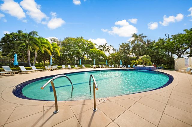 1523 E Hillsboro Boulevard 531, Deerfield Beach, FL 33441