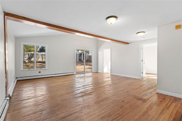 400 Schooner Avenue, Jamestown, RI 02835