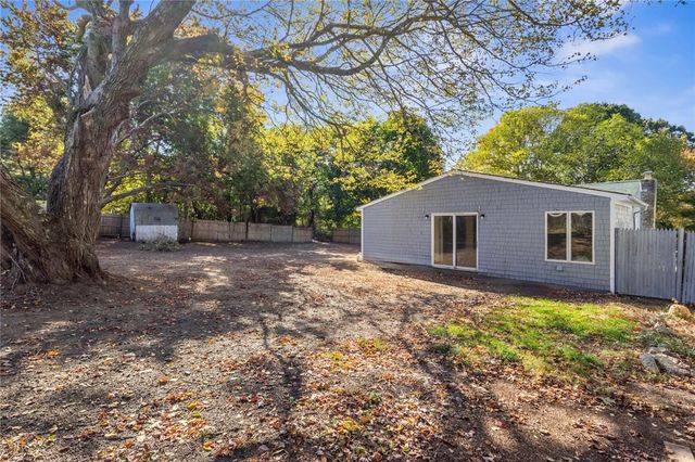 400 Schooner Avenue, Jamestown, RI 02835