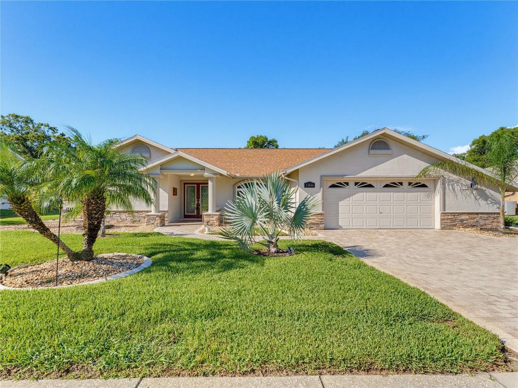 Image 2 of property listing at 13446 NEWCASTLE AVE, Spring Hill, FL 34609