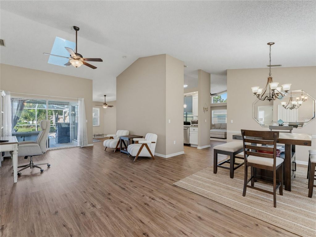 Image 16 of property listing at 13446 NEWCASTLE AVE, Spring Hill, FL 34609