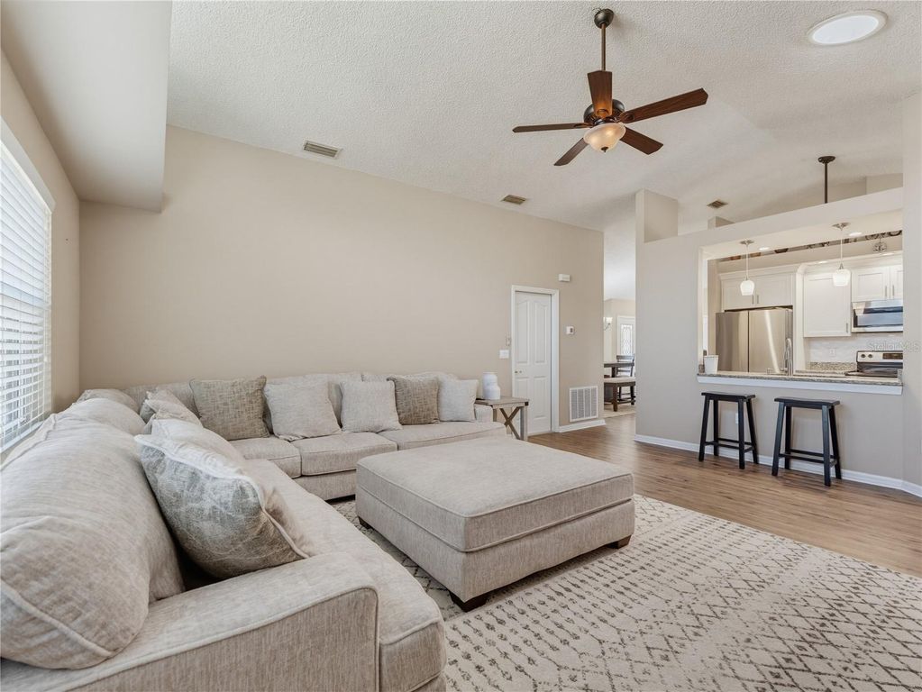 Image 18 of property listing at 13446 NEWCASTLE AVE, Spring Hill, FL 34609