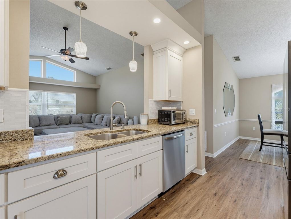 Image 19 of property listing at 13446 NEWCASTLE AVE, Spring Hill, FL 34609