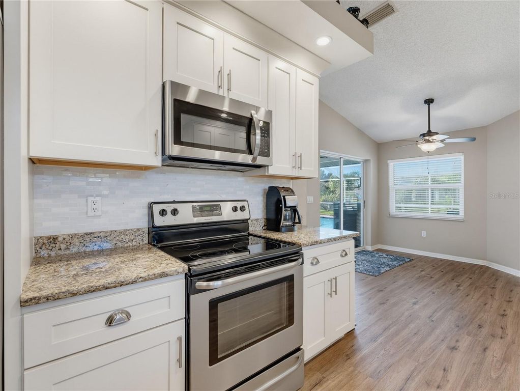 Image 20 of property listing at 13446 NEWCASTLE AVE, Spring Hill, FL 34609