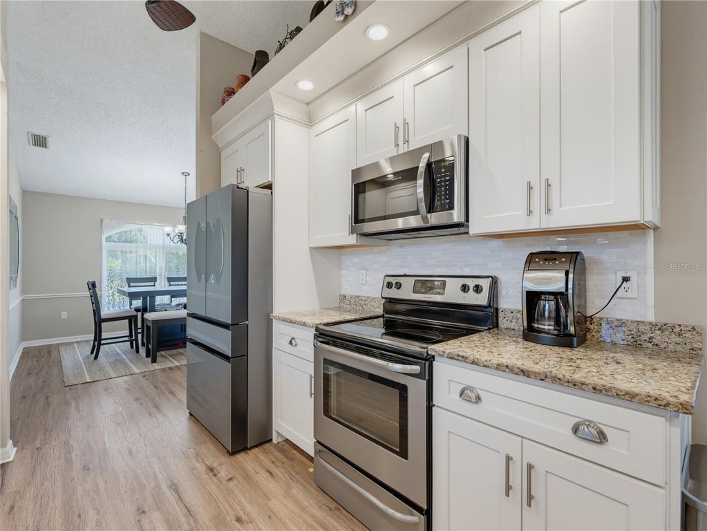 Image 21 of property listing at 13446 NEWCASTLE AVE, Spring Hill, FL 34609