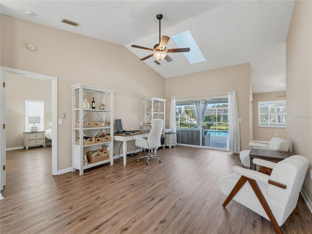 Image 24 of property listing at 13446 NEWCASTLE AVE, Spring Hill, FL 34609