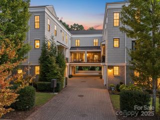 1708 Lombardy Circle C, Charlotte, NC 28203
