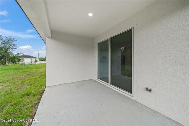 2139 Sans Souci SE Avenue, Palm Bay, FL 32909