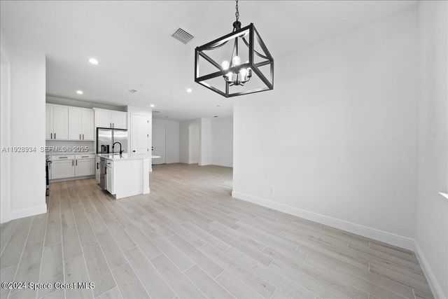 2139 Sans Souci SE Avenue, Palm Bay, FL 32909