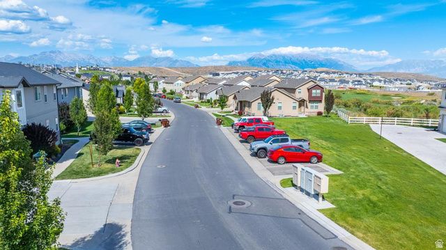 3765 E CUNNINGHILL DR, Eagle Mountain, UT 84005