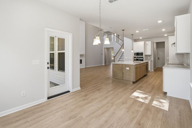 176 The Oaks Avenue, Goose Creek, SC 29445