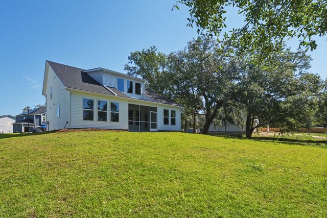 176 The Oaks Avenue, Goose Creek, SC 29445