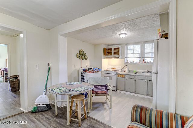 817 S 11th Street, Wilmington, NC 28401