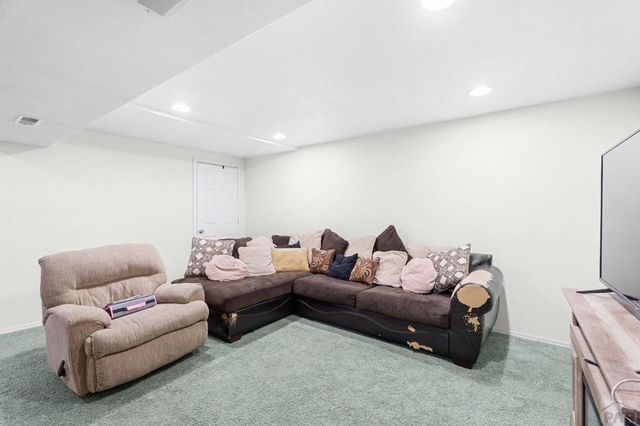 941 S Harmony Dr, Pueblo West, CO 81007