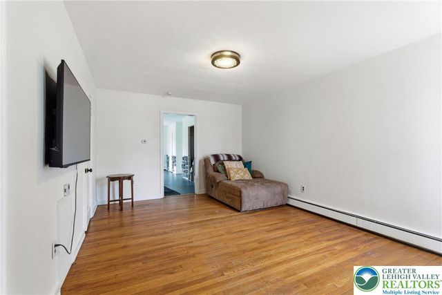 717 Mount Airy Avenue, Bethlehem City, PA 18018