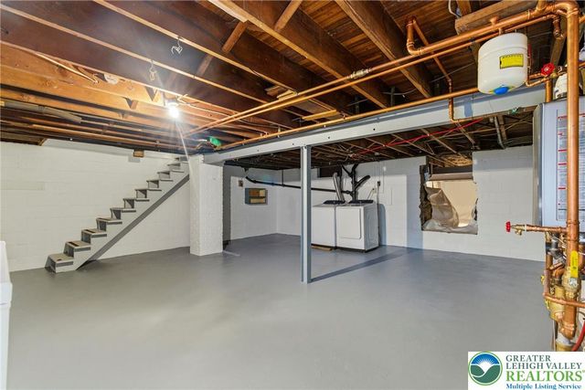 717 Mount Airy Avenue, Bethlehem City, PA 18018