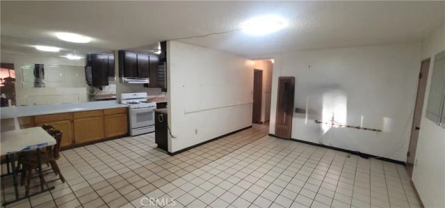 14805 Chase Street 105, Panorama City, CA 91402