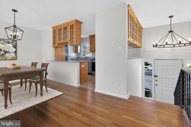 8323 WAGON WHEEL RD, Alexandria, VA 22309