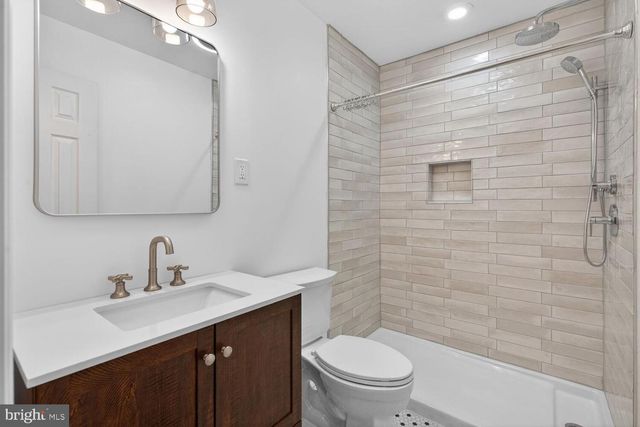 8323 WAGON WHEEL RD, Alexandria, VA 22309