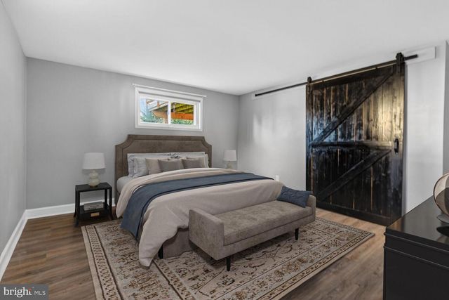 8323 WAGON WHEEL RD, Alexandria, VA 22309